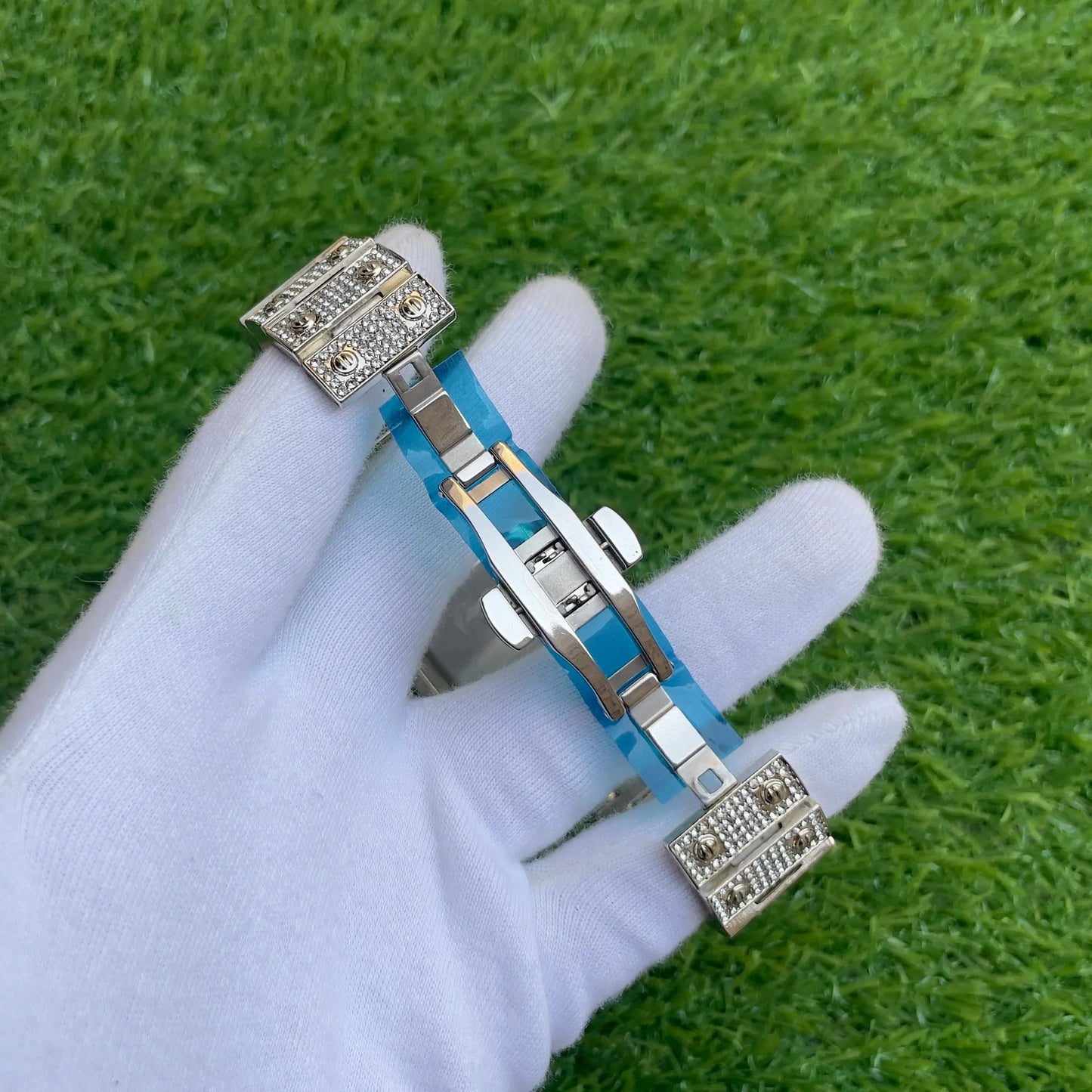 Luxury Diamomd-Tone N1